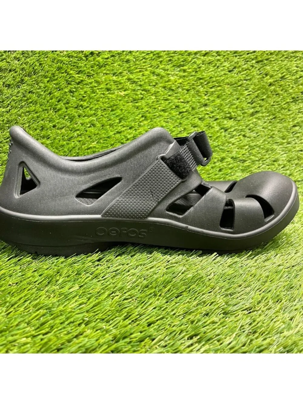 OOFOS OOcandoo Mens Size 13 Black Beach Casual Sport Walking Slip-On Sandals